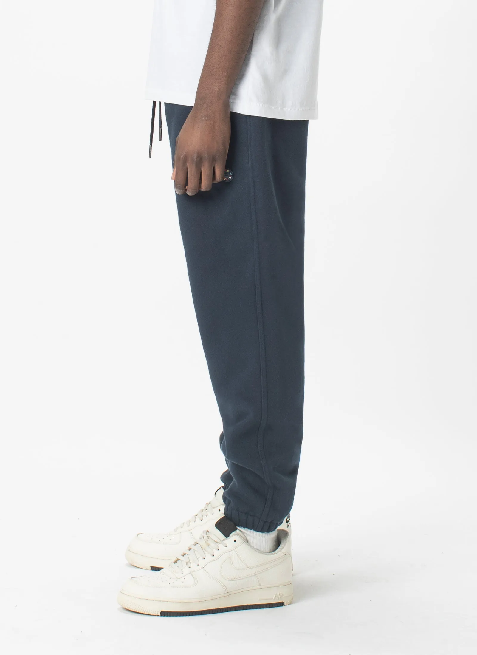 Badge Sweatpant Slate