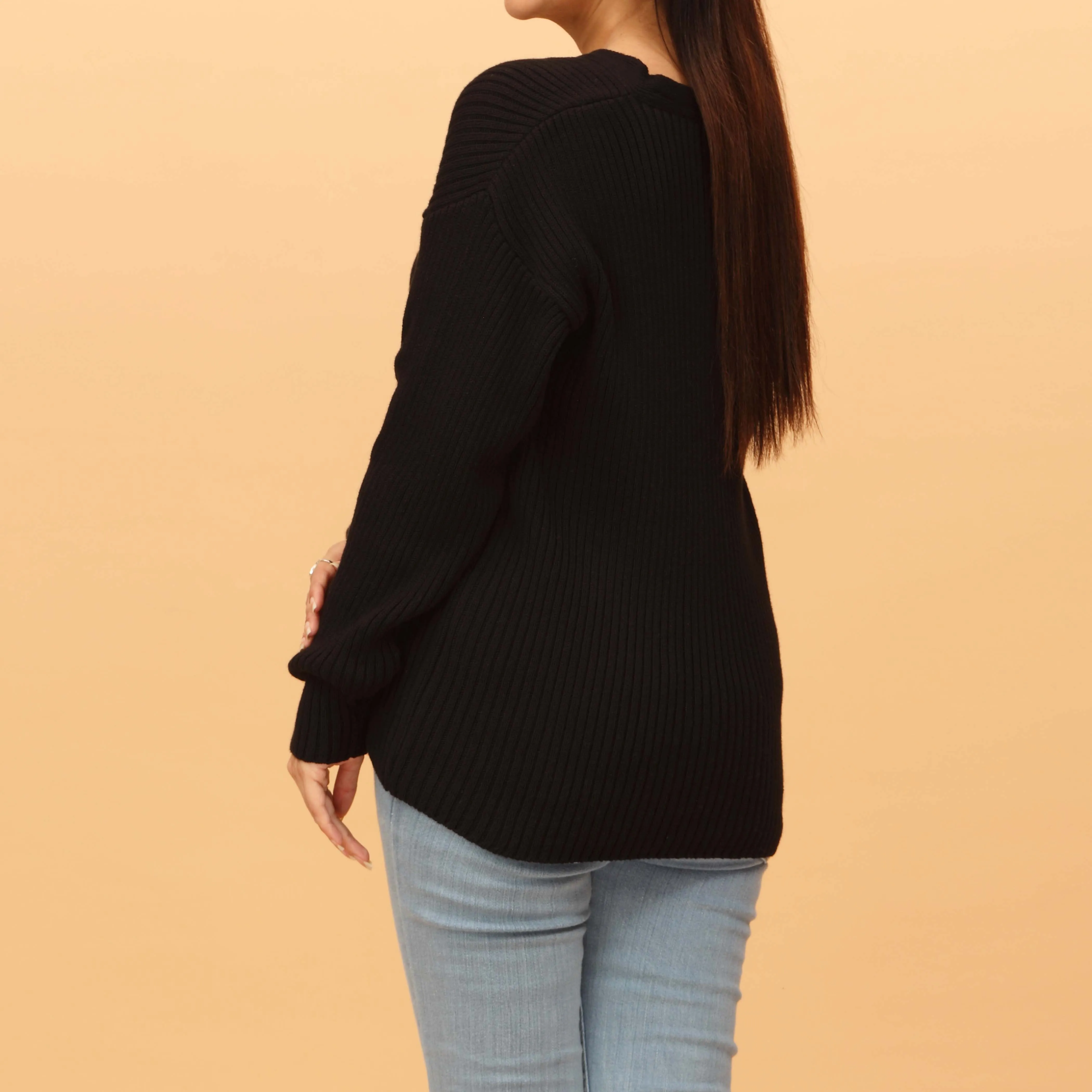 Black Plain Knitted Sweater with Pockets PW4818