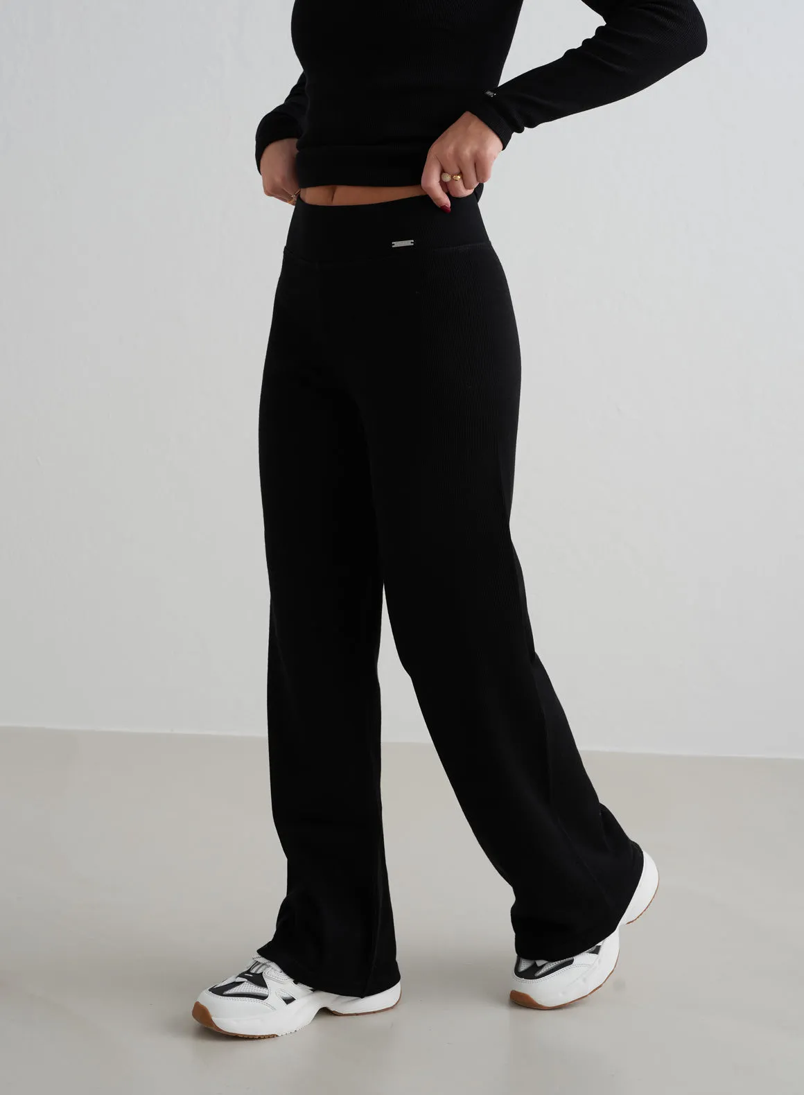 Black Ribbed Wool Petite Wide Pants