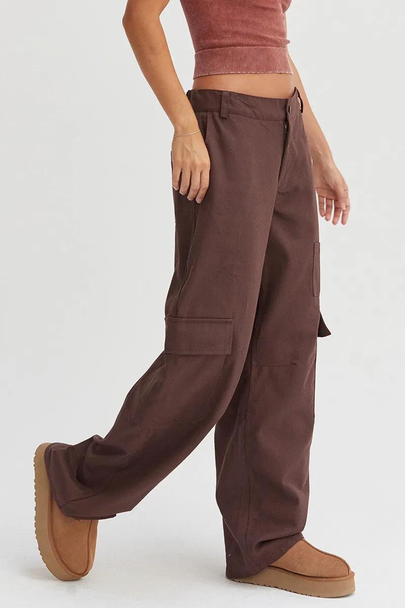 Elastic Waist Wide-Leg Cargo Pants