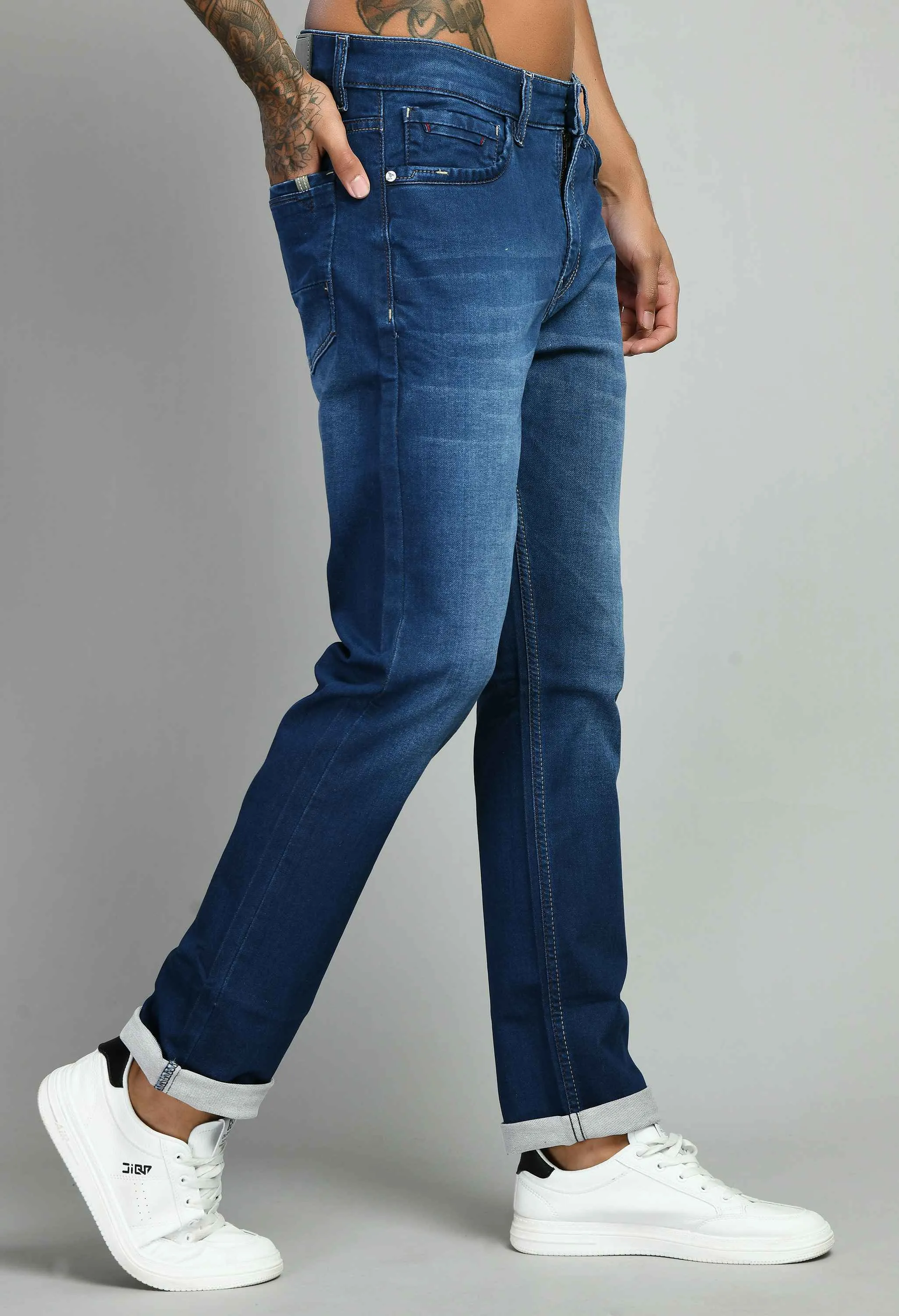 Indigo Blue Mid Rise Solid Straight Fit Jeans