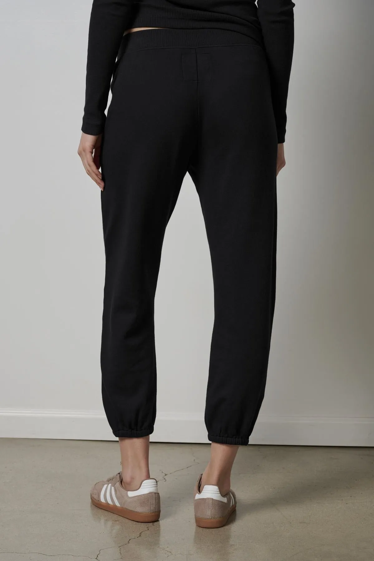 Velvet by Jenny Graham Zuma 04 Sweatpants | Black